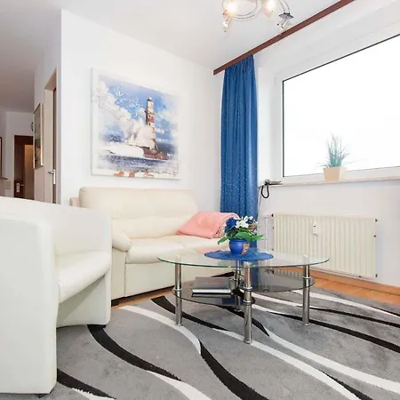 Lord Nelson App_ 420 Apartment